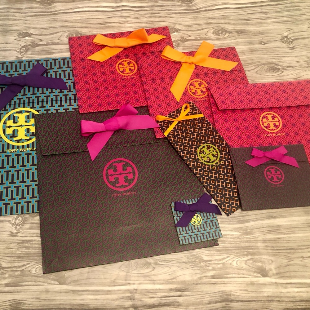 Tory Burch Set of 8 Gift Bags